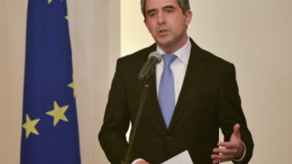 Лукойл намали цената на бензина