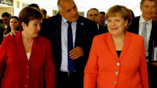 Експерт: Не сме изолирани от световната криза