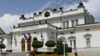 Кризата бави US щита в Европа 