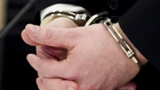Разбит международен канал за кока   