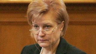 Маккейн изостава сериозно