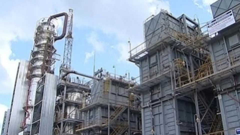 "Лукойл" ускорява свързването с митницата | StandartNews.com