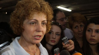 Фандъкова решава за кмет до края на лятото