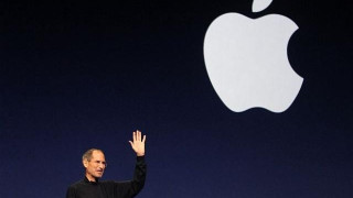 Стив Джобс напуска Apple