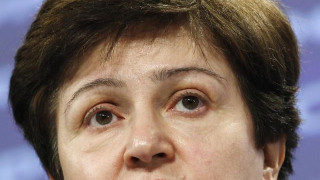 Кристалина: 400 000 бедстват в Триполи
