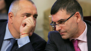 Дефицитът пада под 1% догодина