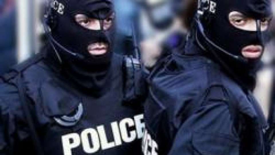 Спипаха група сутеньори | StandartNews.com