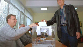 Доктор сдава Враца със зестра