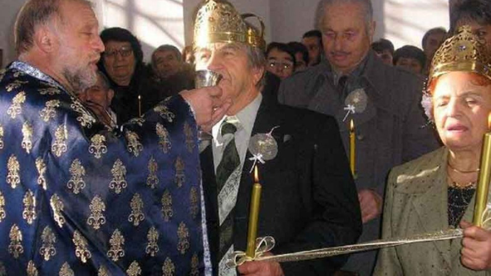 Бай Ангел Олимпиеца наказа измамник с бастун | StandartNews.com
