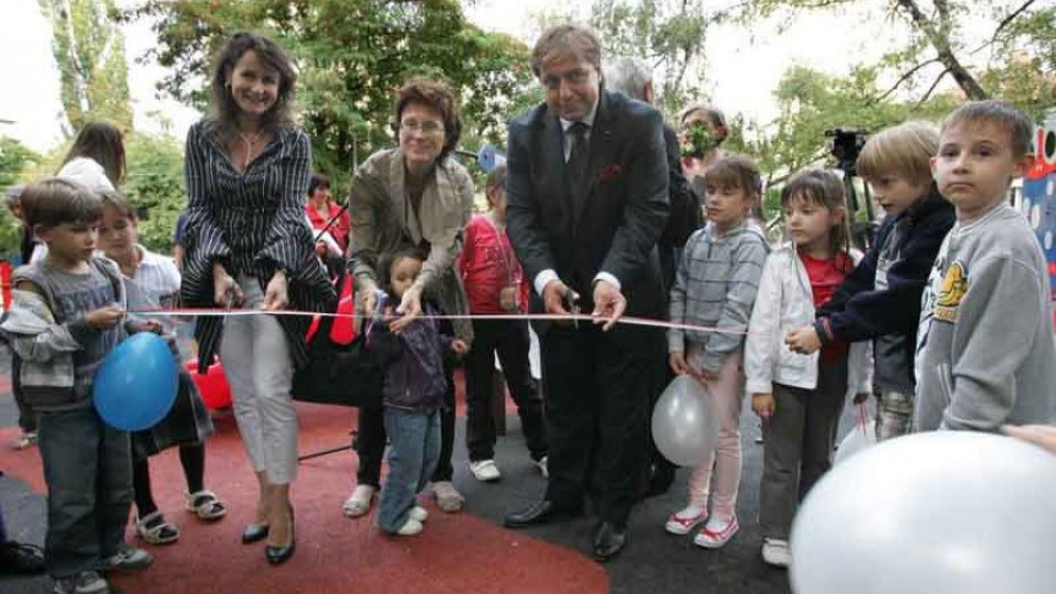 Мобилтел откри детска площадка  | StandartNews.com