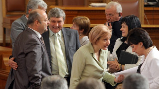 Депутатите станаха туристическа атракция