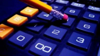 Дупката в хазната се сви с 800 млн.