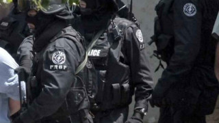 Удариха дедесари в операция "Глас"