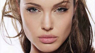 Анджелина Джоли зове светът да помогне на Сомалия