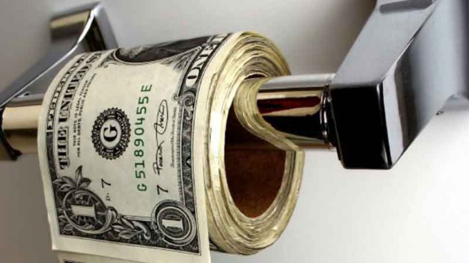 Парите за "черни дни" се стопиха | StandartNews.com
