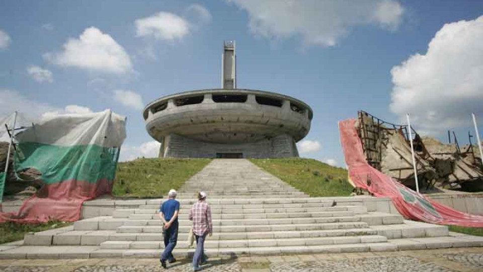 БСП залага Чинията за Боно | StandartNews.com