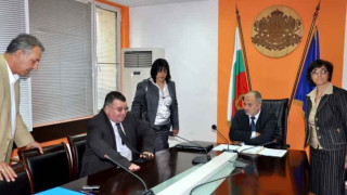 Тотю Младенов се отказа от първа копка във Видин