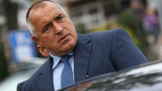 Бойко срещу Непобедимите
