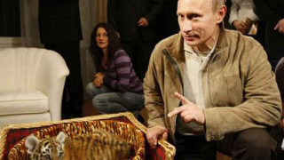 Путин празнува рождения си ден с Берлускони и Шрьодер