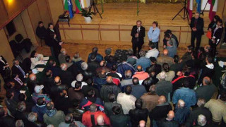 18 000 започнали работа през септември