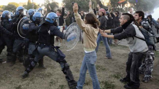 Арести и погроми при протеста на възмутените