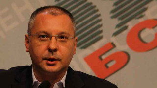 Станишев: Фалшифицират изборите с маникюр и фасове