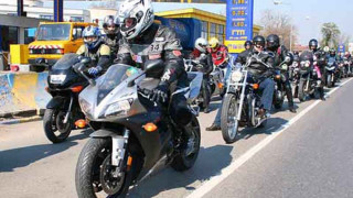 Събраха 4 000 лв. за пострадал при катастрофа рокер