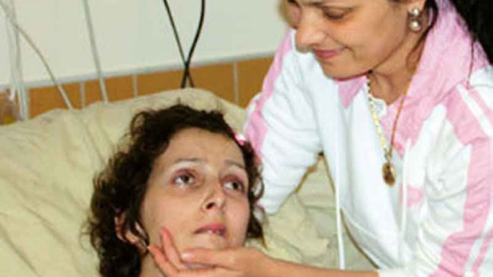 Дават 1 млн. за лечението на Мануела | StandartNews.com