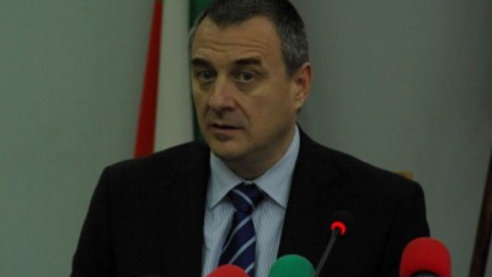 ГРАД КАТО ОРЕХ УДАРИ  ГОЦЕ ДЕЛЧЕВ | StandartNews.com