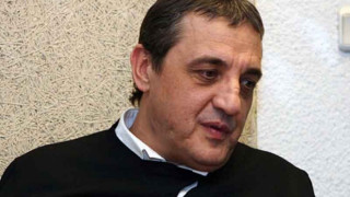 "Титан" изчисти и Симонович