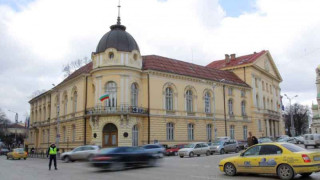 Безпаричие изкарва учените от БАН на протест