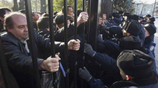 "Ликвидатори" от Чернобил на бунт, резнали им социалните