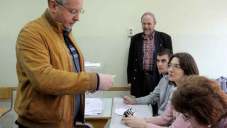 Станишев подозира предатели в БСП
