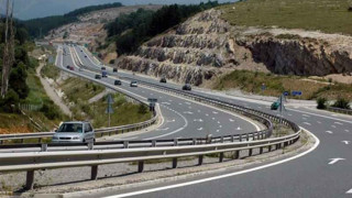 Пътищата в страната - двама загинали, 20 ранени