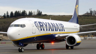 Авиокомпания пуска порно на пасажерите