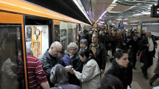Метрото поема 300 съкратени от БДЖ