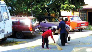 Хлапаците хулигани ще метат по 160 часа