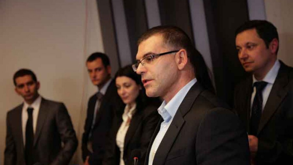 По нов начин ще плащат на чиновниците | StandartNews.com