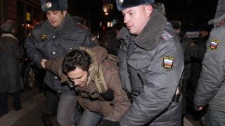 Арести в Русия след погребение на изборите