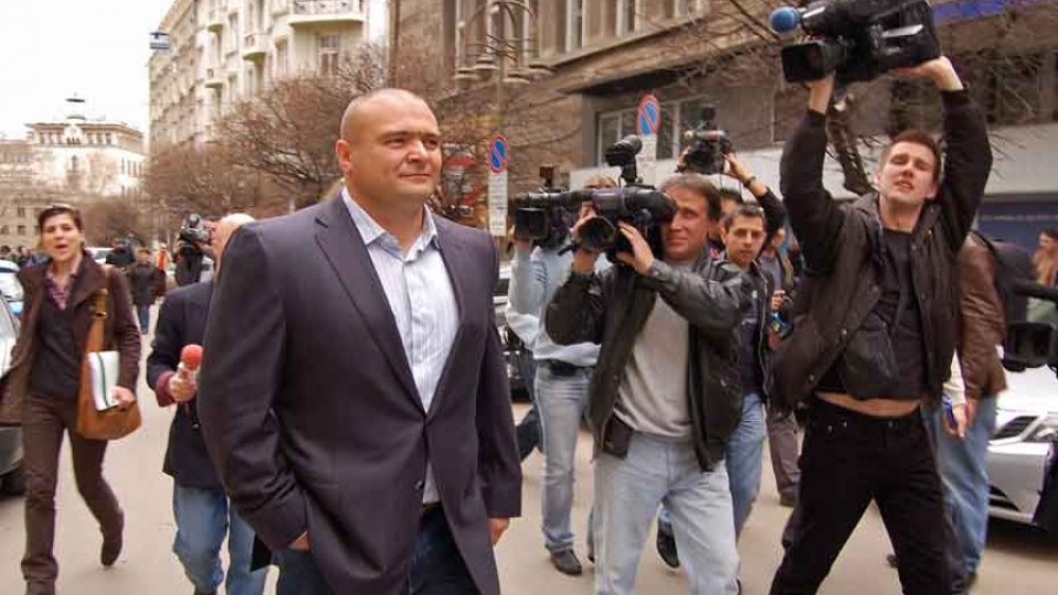 Брюксел рови имотите на Галеви | StandartNews.com