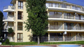 Цените на морските имоти падат с 5%