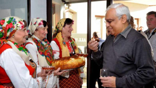 Британци си взеха Банско с червено вино