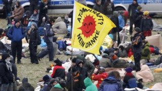 1300 души бяха арестувани заради ядрени отпадъци