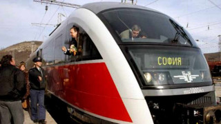 Московски преговаря с кредитори на БДЖ за мотрисите