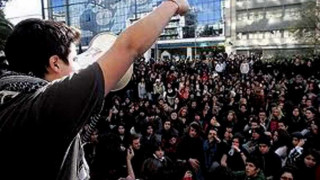 Съкратиха 16 000 чиновници в Гърция