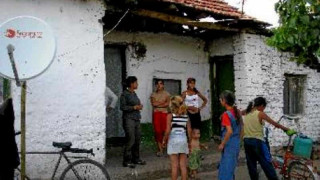 Роми влизат в нов дом само с договор