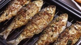 Кмет-кулинар мятка паламуд на скарата