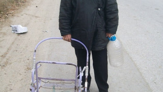 Помагат на деца след акция на агенция Стандарт Нюз