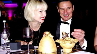 Зарязан бизнесмен брои $ 34 000 за десерт