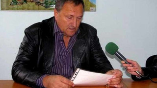 Футболен бос наряза стадион за скрап